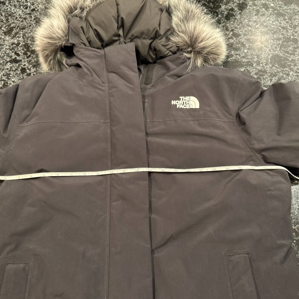 North Face Arctic Waterproof Down Parka with Faux Fur Trim NEW - Picture 9 of 12